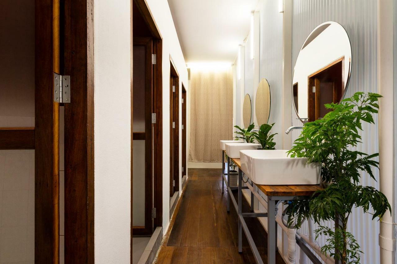 The Localist Chiangmai (Adults Only) Bed and Breakfast Τσιάνγκ Μάι Εξωτερικό φωτογραφία